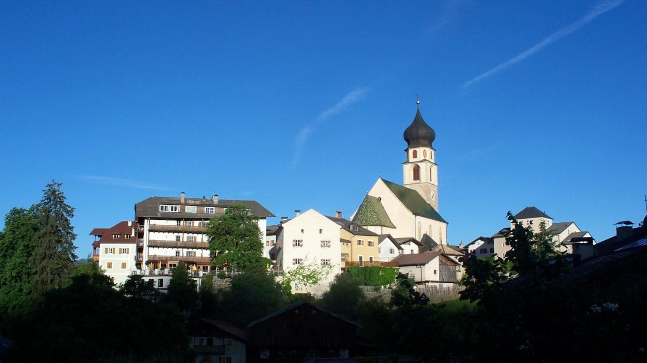 Hotel Rose Wenzer Fiè Kültér fotó